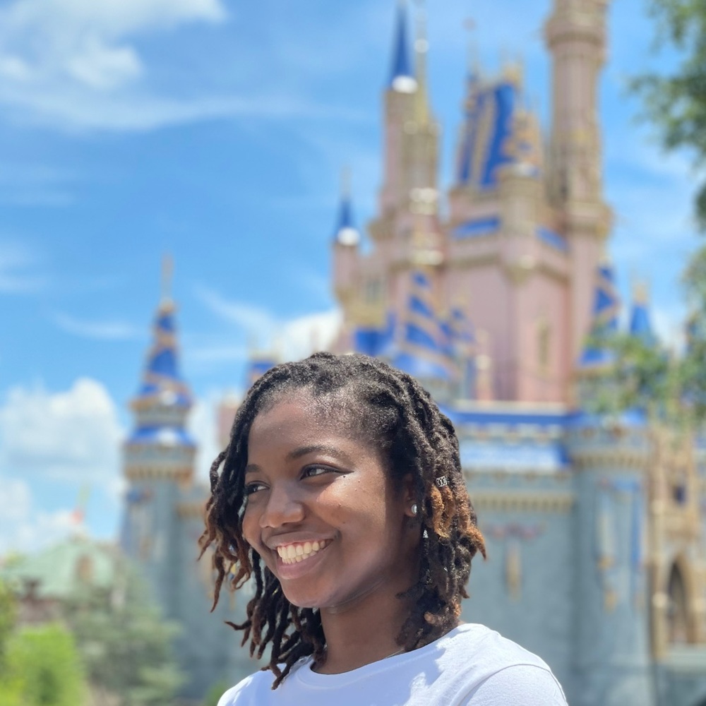 Meet your Posher, Savannah